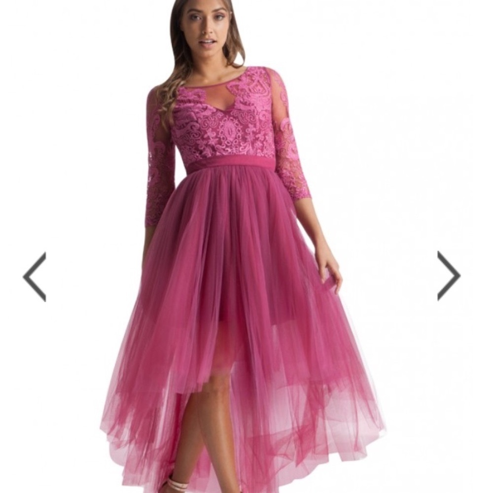 Elegant Lace & Tulle Midi Dress in Berry